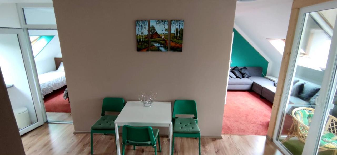 Homestay Kuchařovice Exteriér fotografie