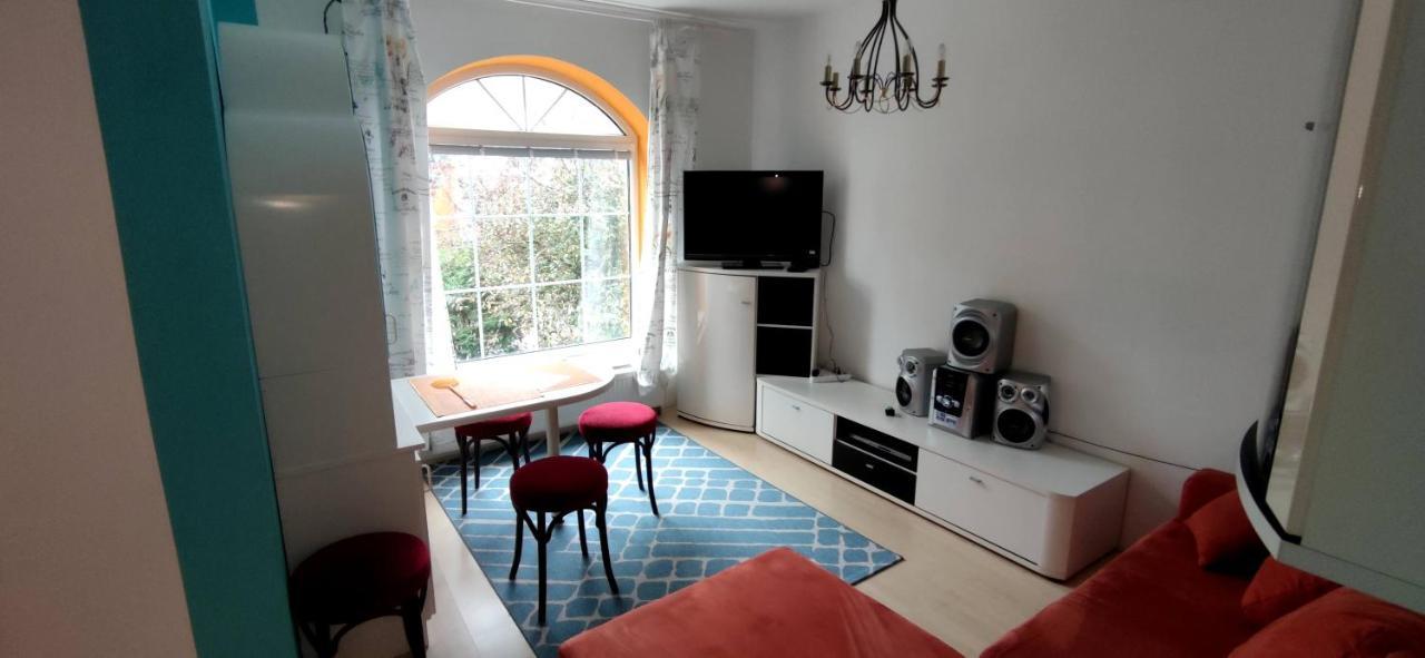 Homestay Kuchařovice Exteriér fotografie