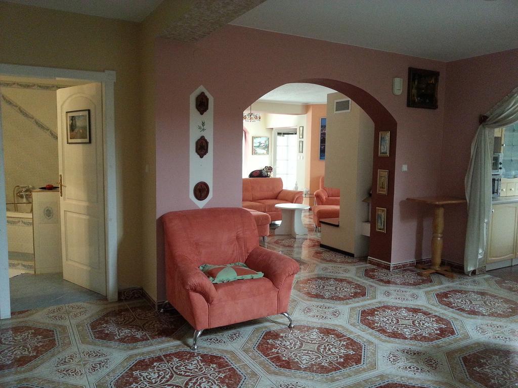 Homestay Kuchařovice Exteriér fotografie